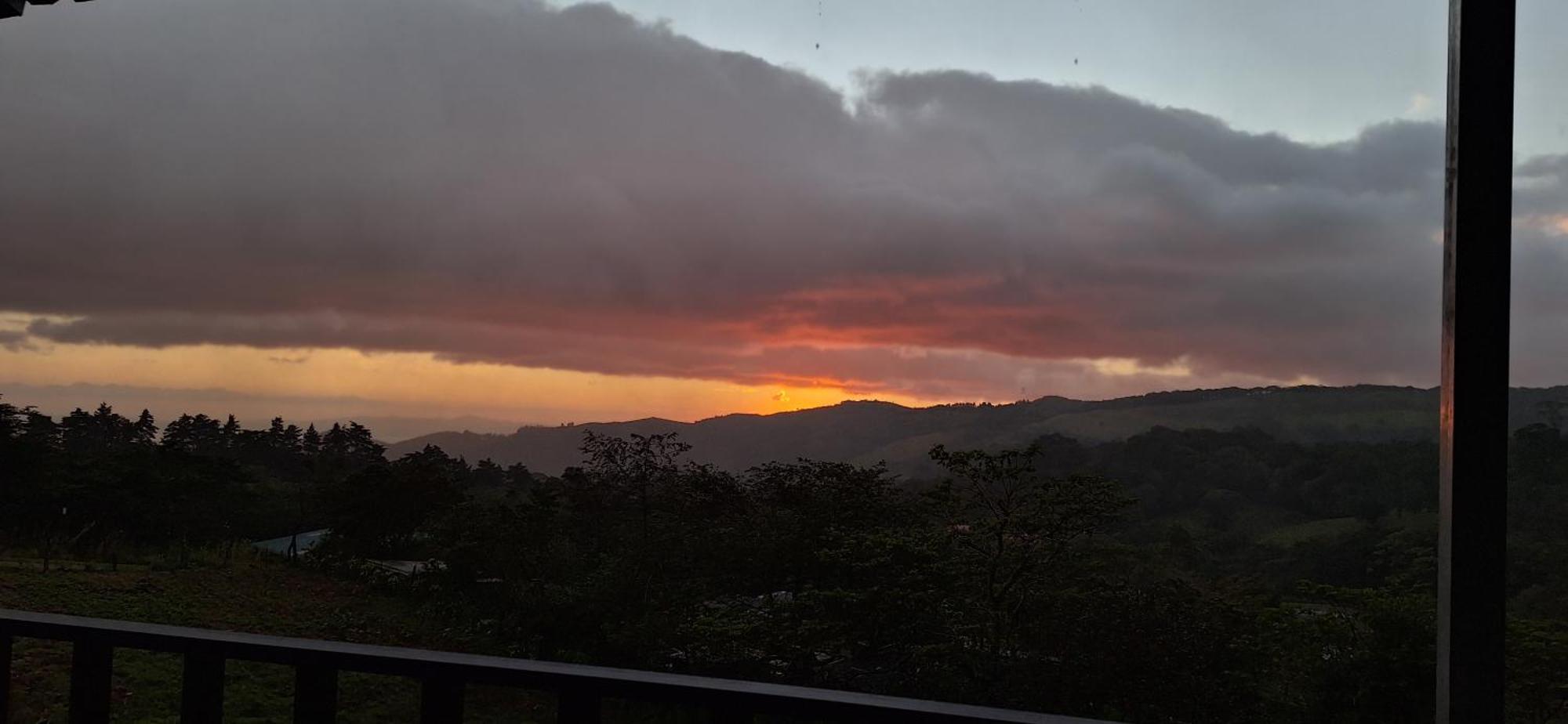 Dream Mountain Cabin, Monteverde Kamer foto